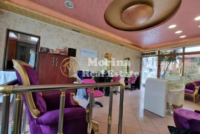 Ambjent biznesi me qera 1+1 ne Tirane - 1,300 Euro