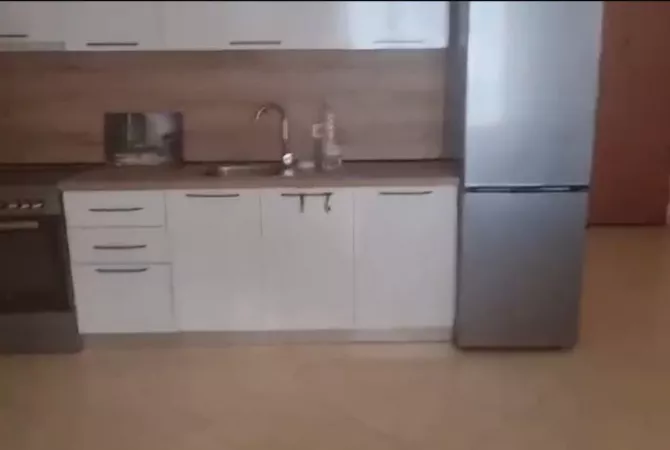 Shtepi me qera 2+1 ne Tirane - 650 Euro