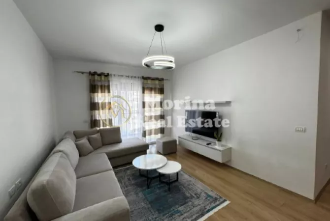 Shtepi me qera 2+1 ne Tirane - 800 Euro