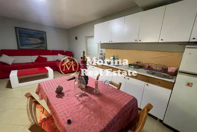 Shtepi me qera 1+1 ne Tirane - 400 Euro