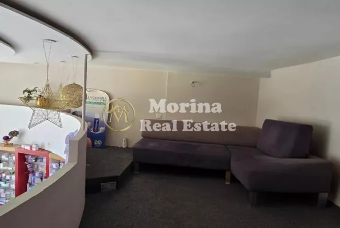 Ambiente Commerciale in Affitto 1+1 a Tirana - 700 Euro