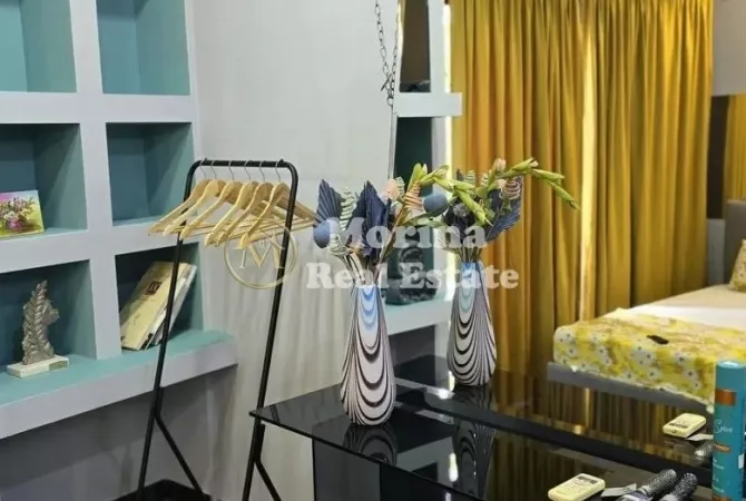 Shtepi me qera Garsoniere ne Tirane - 650 Euro