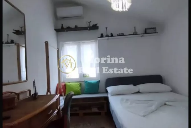 Shtepi me qera Garsoniere ne Tirane - 300 Euro