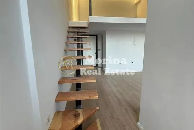 Shtepi me qera Duplex(shtepi me 2 kate) ne Tirane, 1+1, Mobilimi Bosh, pa mobiluar, Pagesa 400  Euro.