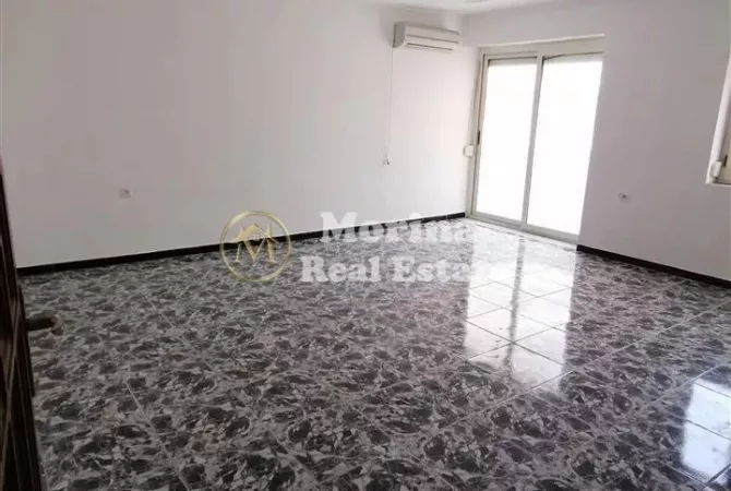 Shtepi me qera 3+1 ne Tirane - 500 Euro