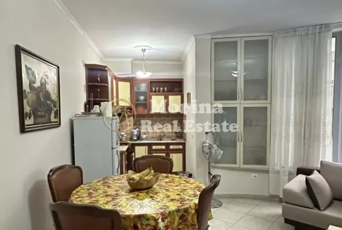 Shtepi me qera 1+1 ne Tirane - 550 Euro