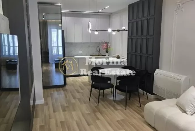 Shtepi me qera 2+1 ne Tirane - 1,000 Euro