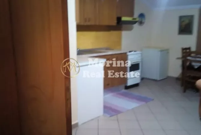 Shtepi me qera 1+1 ne Tirane - 370 Euro