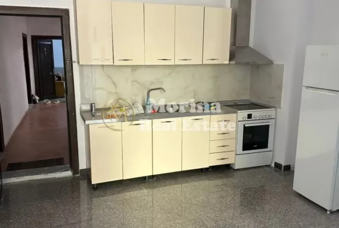 Shtepi me qera 2+1 ne Tirane - 650 Euro