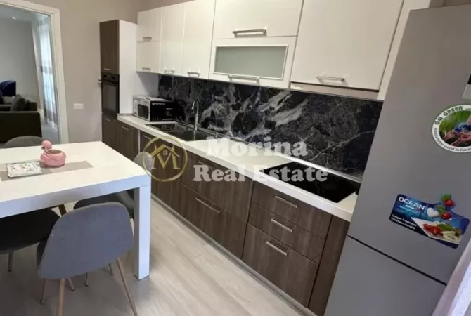 Shtepi me qera 3+1 ne Tirane - 1,500 Euro