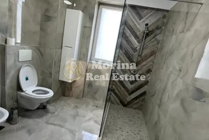 Shtepi me qera Apartament ne Tirane, 3+1, Mobilimi E mobiluar, Pagesa 1,500  Euro.