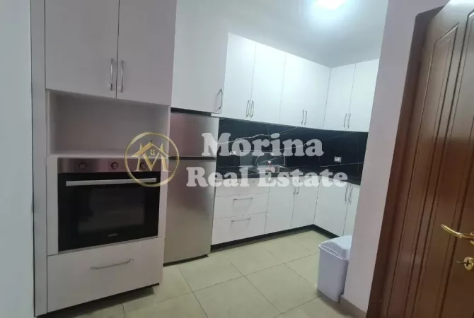 Shtepi me qera Apartament ne Tirane, 2+1, Mobilimi E mobiluar, Pagesa 800  Euro.