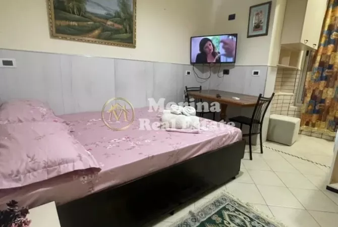 Shtepi me qera Garsoniere ne Tirane - 370 Euro