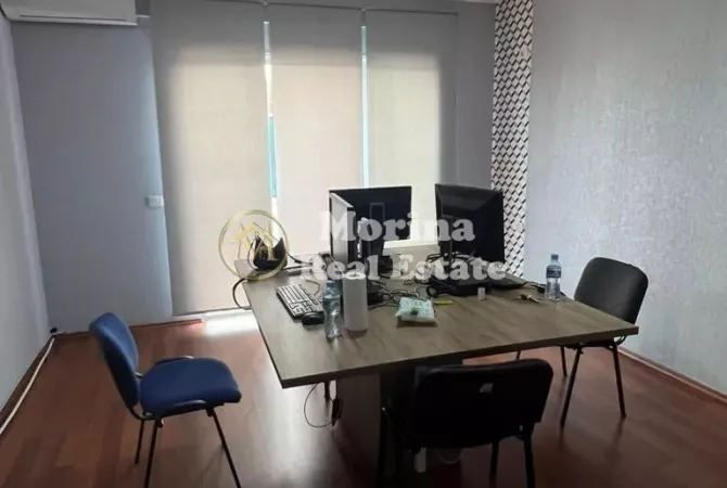 Shtepi me qera 3+1 ne Tirane - 900 Euro