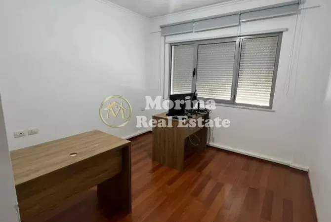 Shtepi me qera 3+1 ne Tirane - 900 Euro