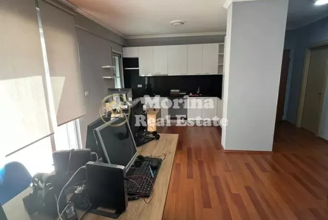 Apartment for rent in Tirana 3+1, Emty