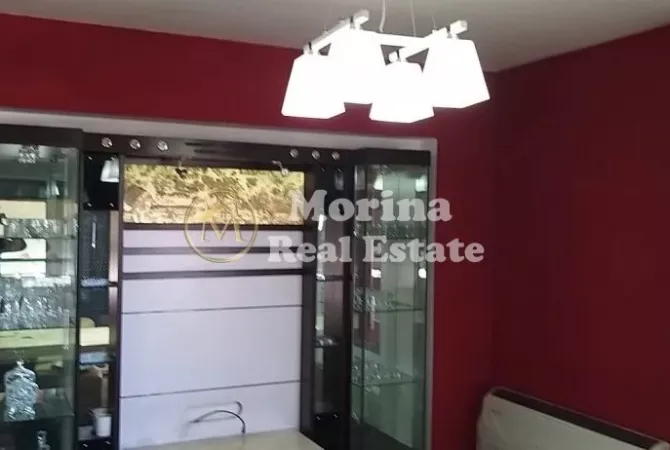 Shtepi me qera 3+1 ne Tirane - 800 Euro