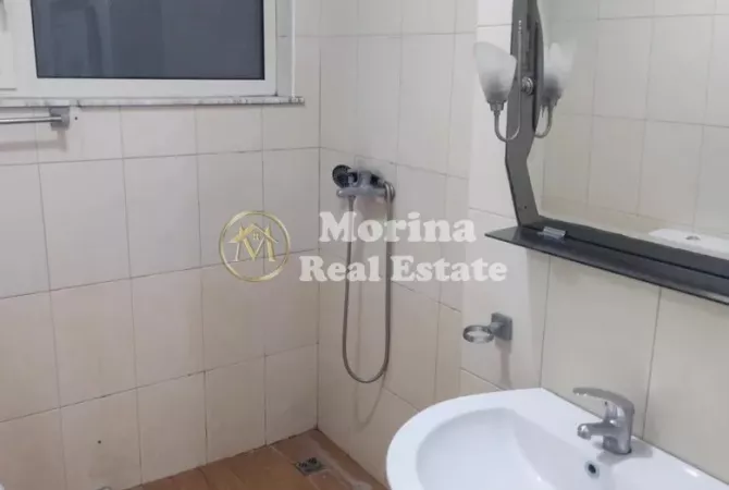 Shtepi me qera 2+1 ne Tirane - 380 Euro