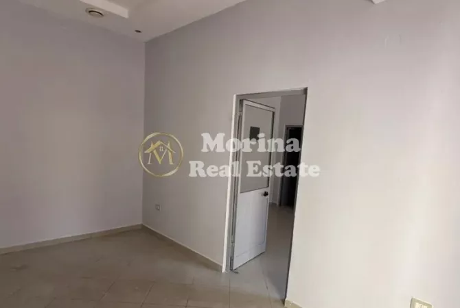 Ambient biznesi me qera 3+1 ne Tirane - 550 Euro