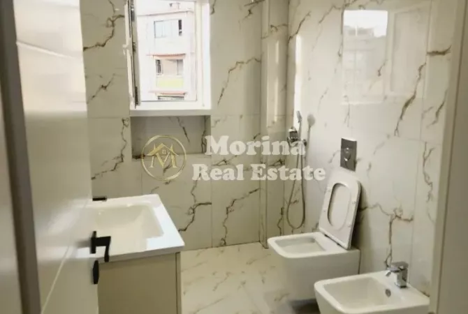 Shtepi ne shitje Apartament ne Tirane, 2+1, Mobilimi Bosh, pa mobiluar, Pagesa 155,000  Euro.