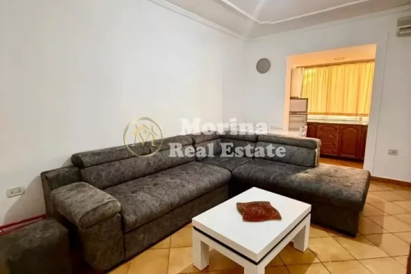 Shtepi me qera 2+1 ne Tirane - 450 Euro