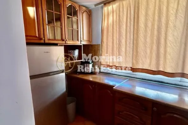 Shtepi me qera 2+1 ne Tirane - 450 Euro