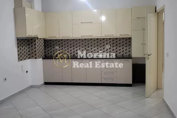Apartment for rent in Tirana 2+1, Emty