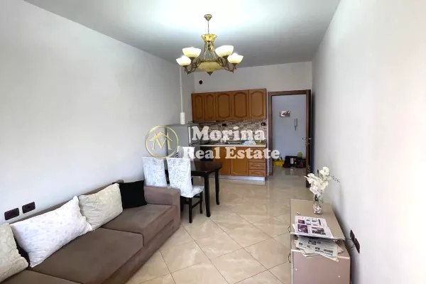 Shtepi me qera 2+1 ne Tirane - 450 Euro