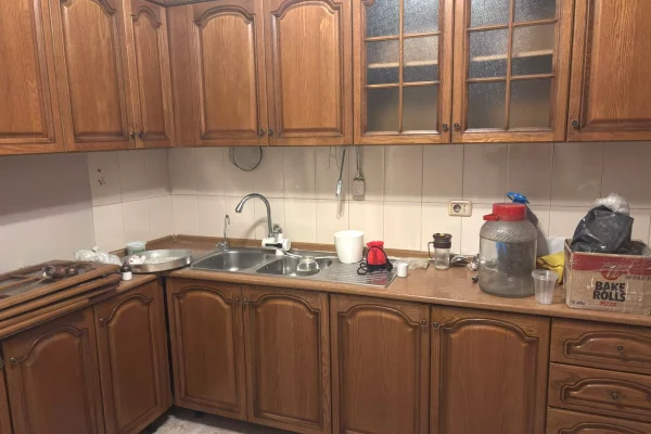 Shtepi me qera 1+1 ne Tirane - 450 Euro