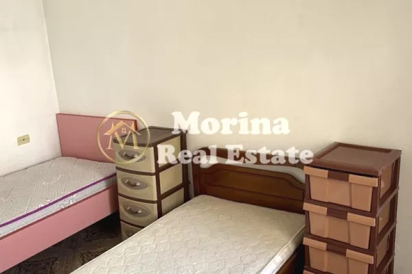 Shtepi me qera Shtepi Private ne Tirane, 3+1, Mobilimi E mobiluar, Pagesa 600  Euro.