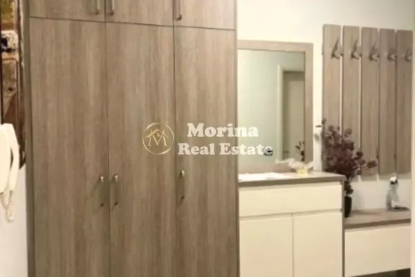 Shtepi me qera Garsoniere ne Tirane - 1,000 Euro
