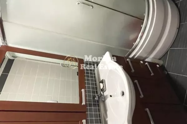 Casa in affitto 2+1 a Tirana - 1,000 Euro