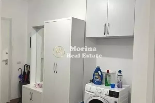 Shtepi ne shitje Apartament ne Tirane, 2+1, Mobilimi E mobiluar, Pagesa 180,000  Euro.
