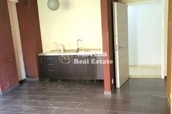 Apartment for rent in Tirana 2+1, Emty