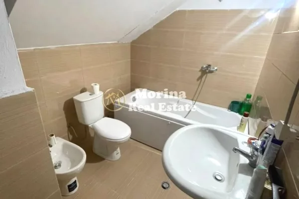 Shtepi me qera 1+1 ne Tirane - 300 Euro