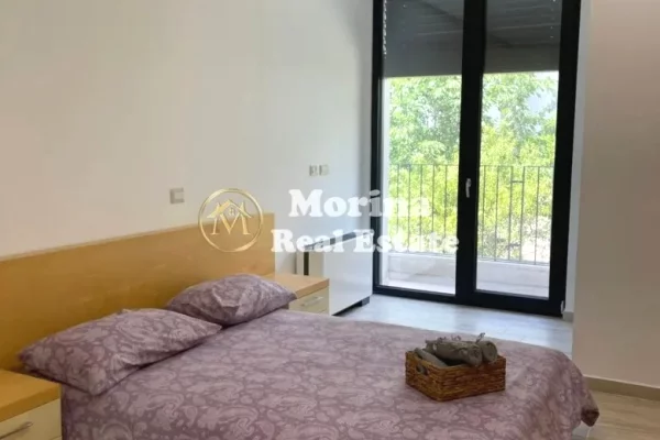 Shtepi me qera 2+1 ne Tirane - 600 Euro
