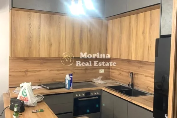 Shtepi me qera 1+1 ne Tirane - 800 Euro