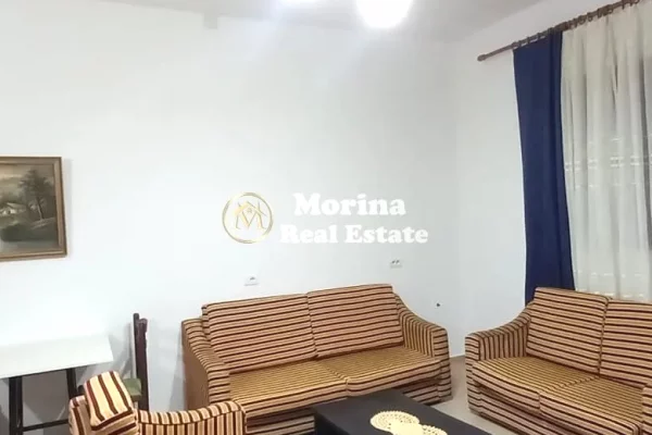 Shtepi me qera Garsoniere ne Tirane - 330 Euro