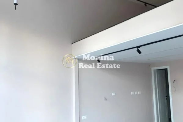 Business Property for Rent 1+1 in Tirana - 1,200 Euro