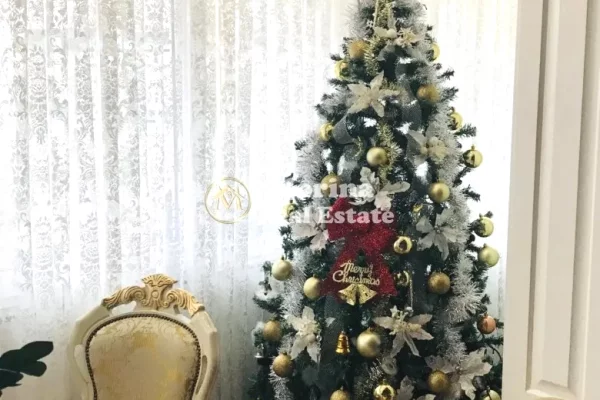 Shtepi ne shitje Apartament ne Tirane, 3+1, Mobilimi E mobiluar, Pagesa 290,000  Euro.