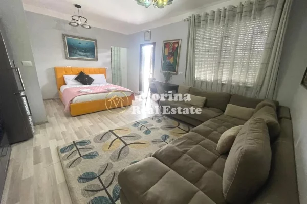 Shtepi me qera Garsoniere ne Tirane - 500 Euro