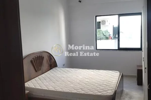 Shtepi me qera 2+1 ne Tirane - 300 Euro