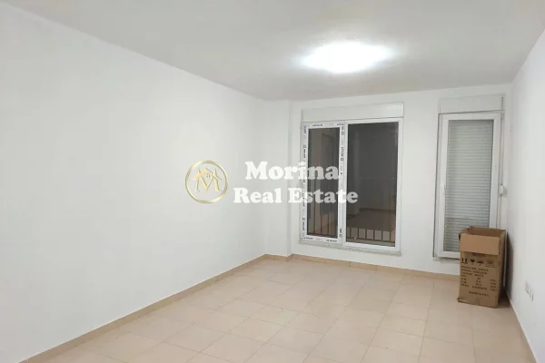 Shtepi me qera 2+1 ne Tirane - 450 Euro