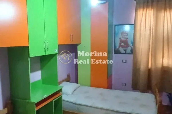 Shtepi me qera 2+1 ne Tirane - 450 Euro