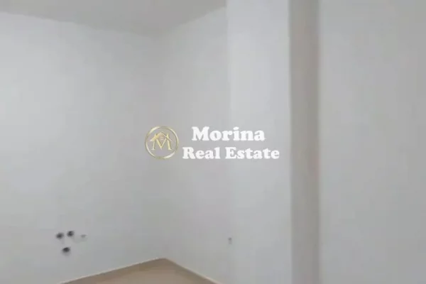 Shtepi me qera 2+1 ne Tirane - 400 Euro