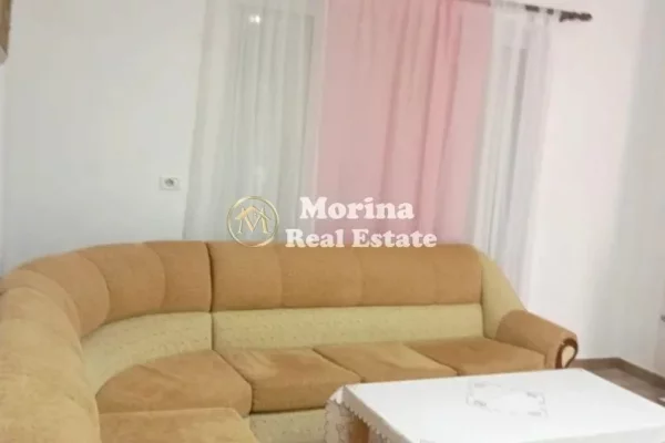 Shtepi me qera 2+1 ne Tirane - 400 Euro