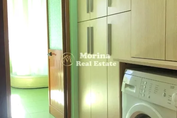 Shtepi me qera Shtepi Private ne Tirane, 2+1, Mobilimi E mobiluar, Pagesa 370  Euro.