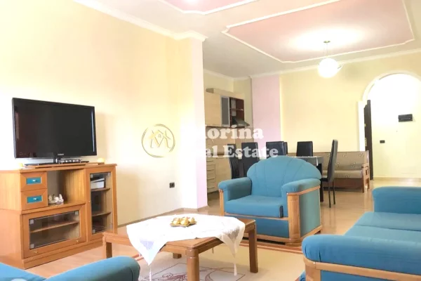 Shtepi me qera Shtepi Private ne Tirane, 2+1, Mobilimi E mobiluar, Pagesa 370  Euro.