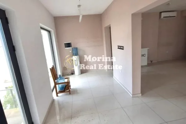 Business Property for Rent 3+1 in Tirana - 1,200 Euro