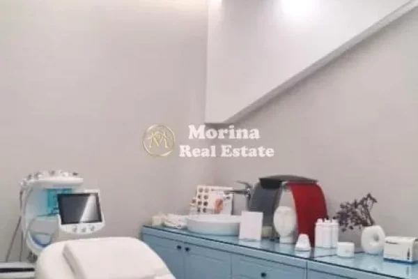 Business Property for Rent 3+1 in Tirana - 2,500 Euro